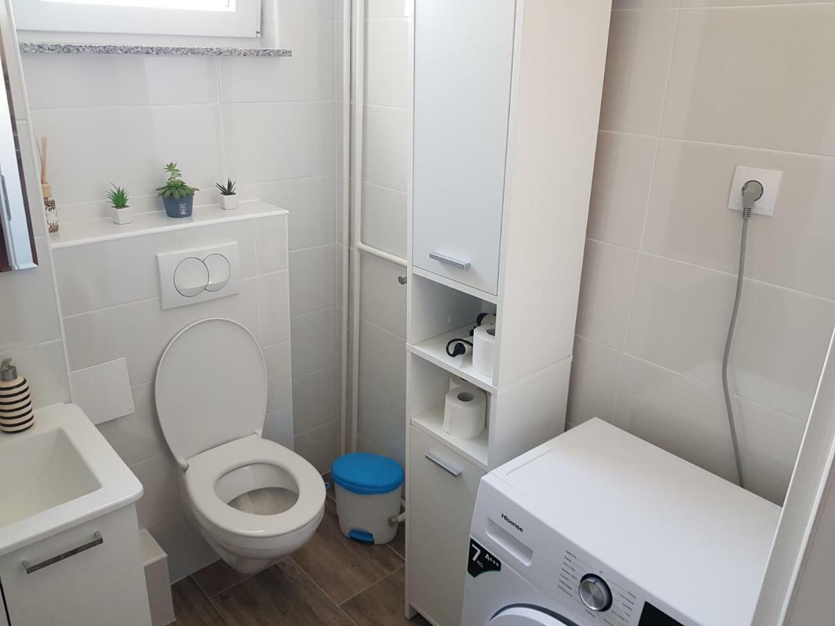 Sunny Kvarner Apartment Rijeka Exteriör bild